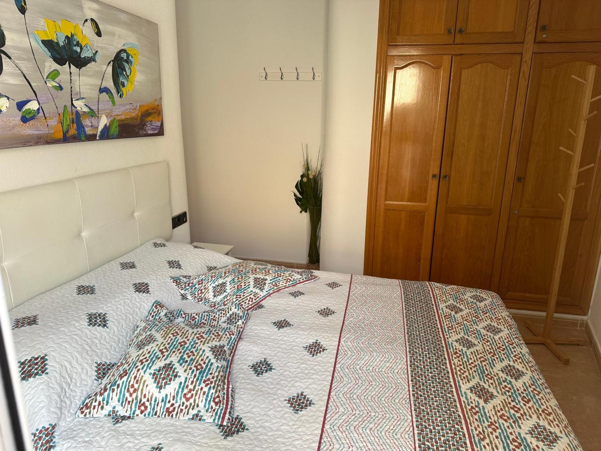 Residenz Ramon Gallud Торевиеха Екстериор снимка