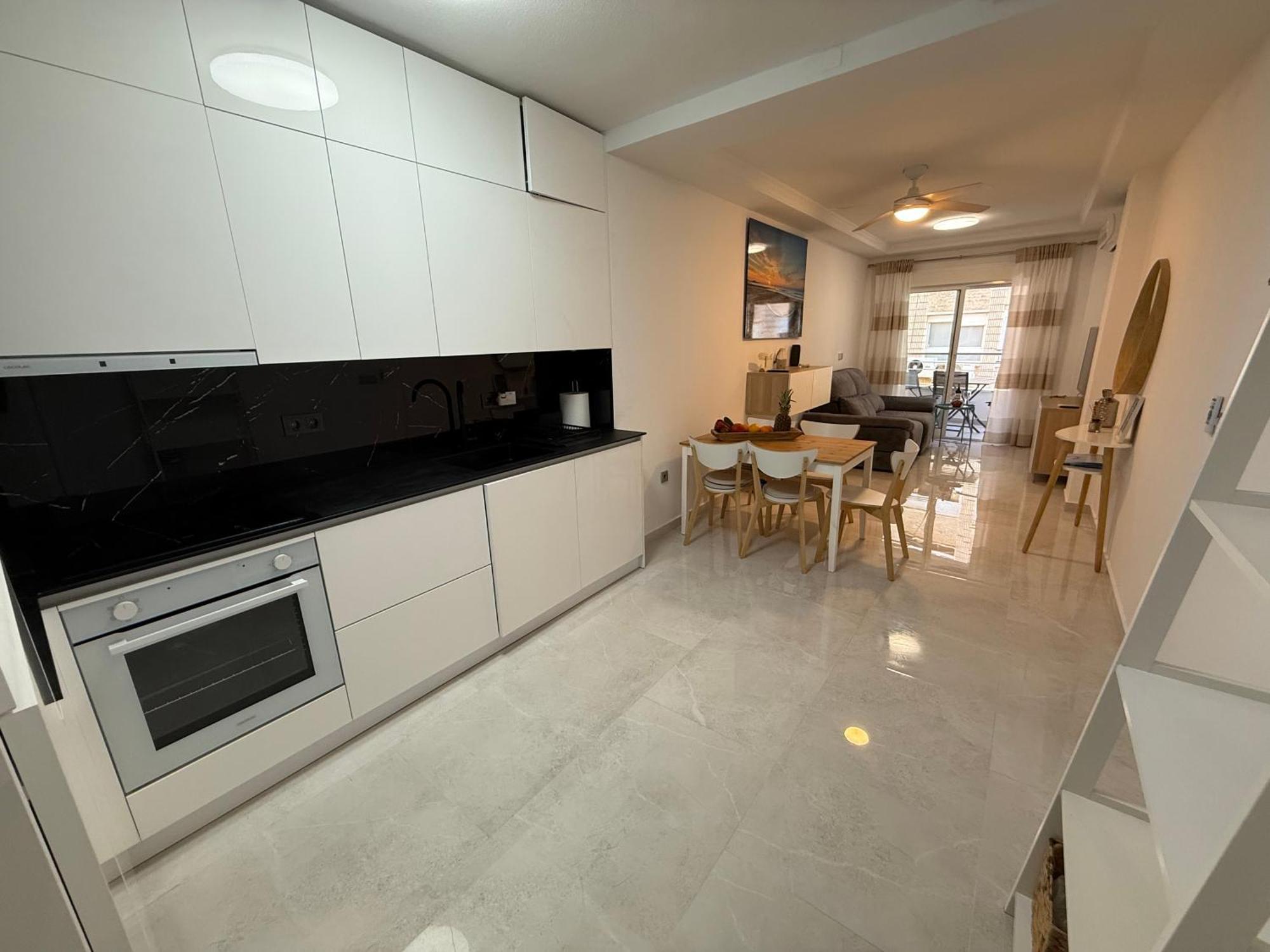 Residenz Ramon Gallud Торевиеха Екстериор снимка