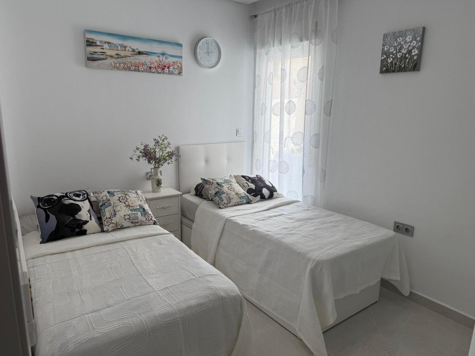 Residenz Ramon Gallud Торевиеха Екстериор снимка